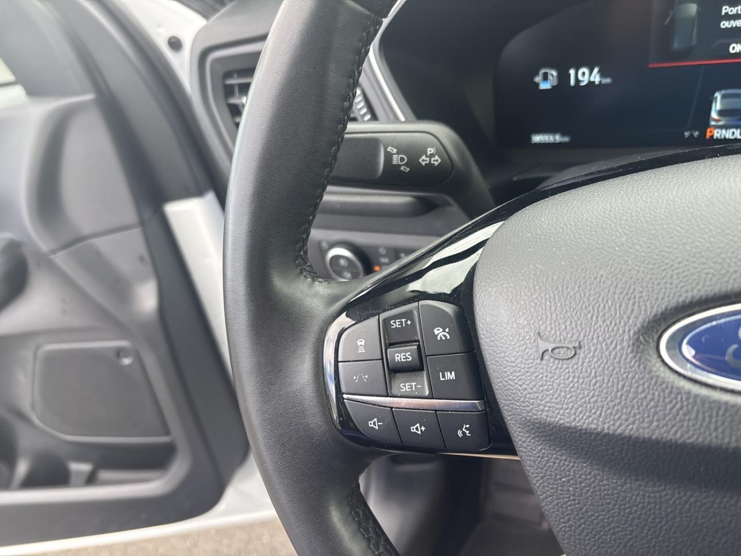 Image FORD Kuga 2.5 Duratec 180ch Hybrid FlexiFuel Titanium Powershift