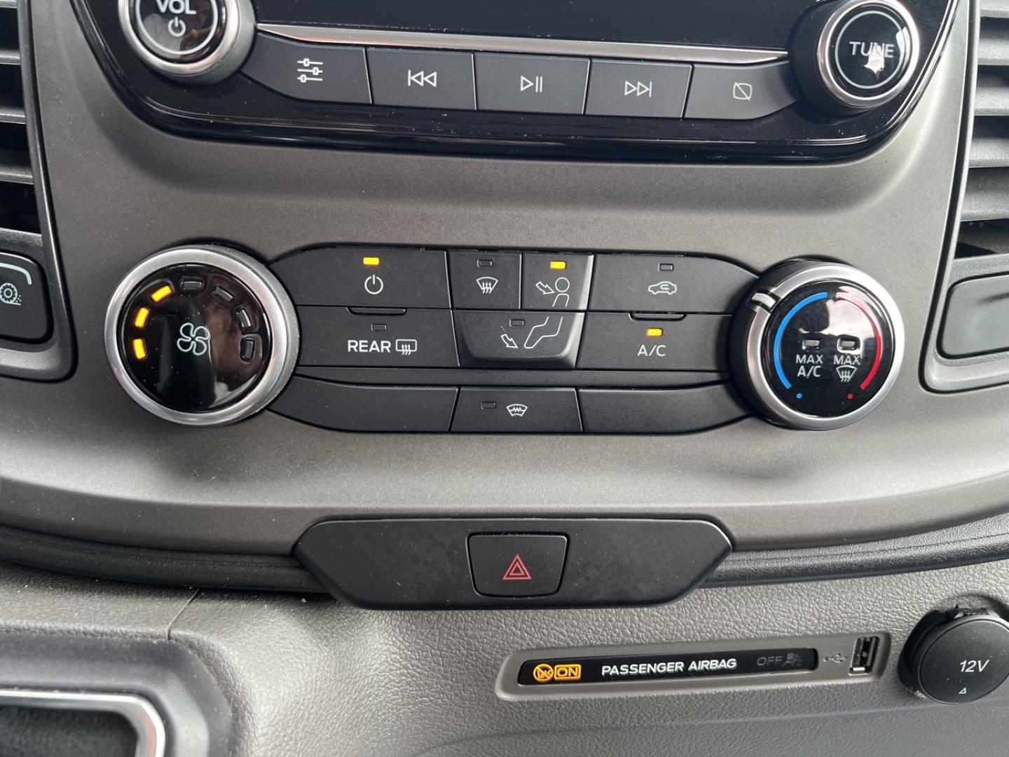 Image FORD Transit CustomNugget 340 L2H1 2.0 EcoBlue 150ch Trend BVA6