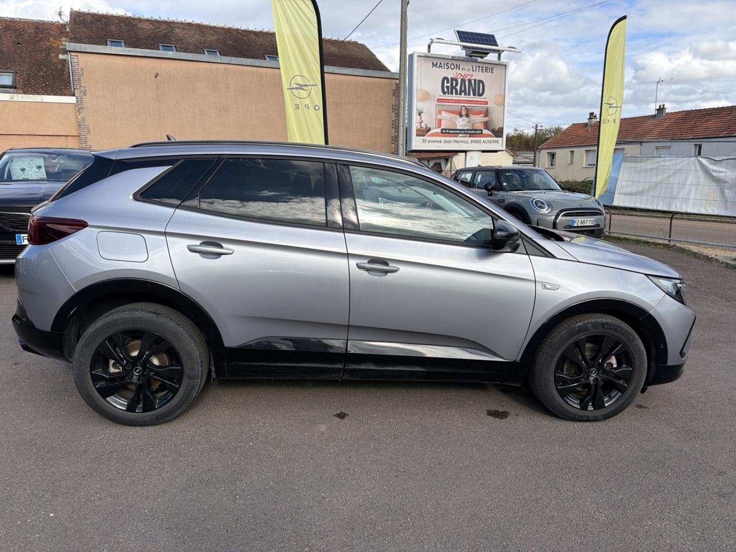 Image OPEL Grandland 1.2 Turbo Hybrid 136ch GS Light e-DCT6