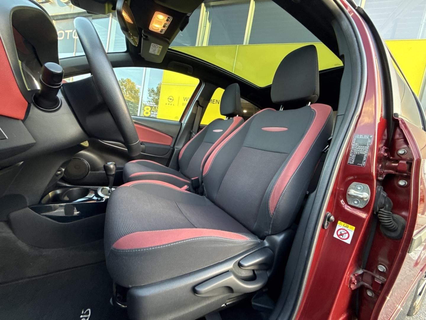 Image TOYOTA Yaris HSD 100h Collection 5p