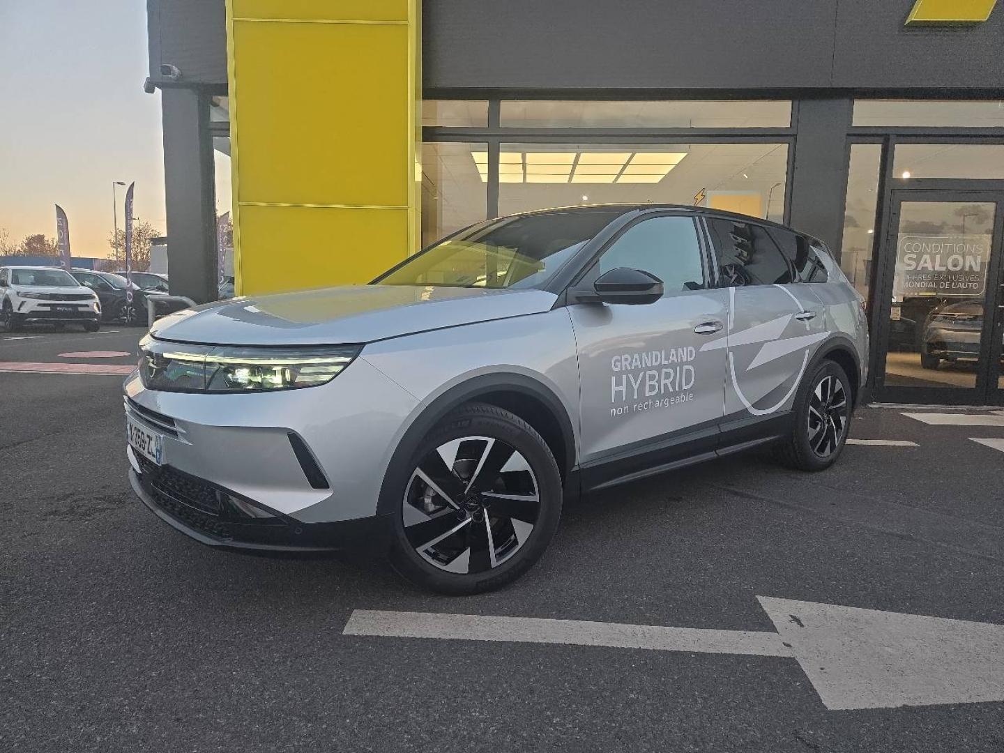 Photo OPEL Grandland 1.2 Turbo Hybrid 145ch GS e-DCT6