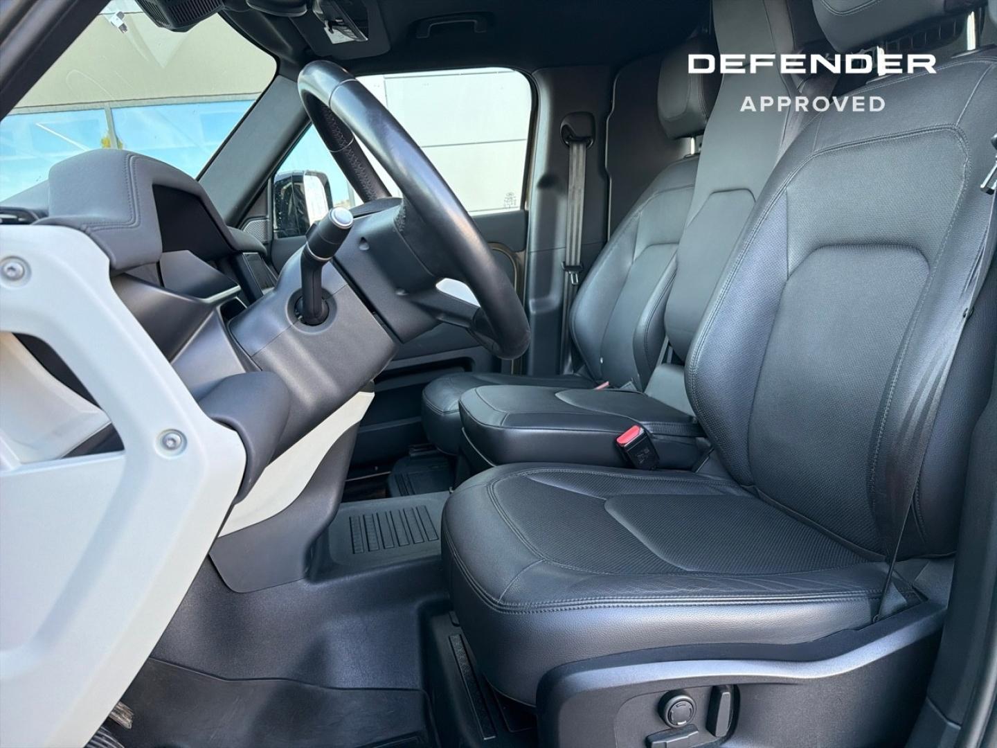 Image LAND-ROVER Defender 110 3.0 D250 Hard Top S