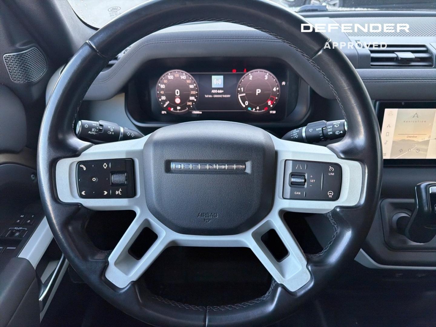 Image LAND-ROVER Defender 110 3.0 D250 Hard Top S
