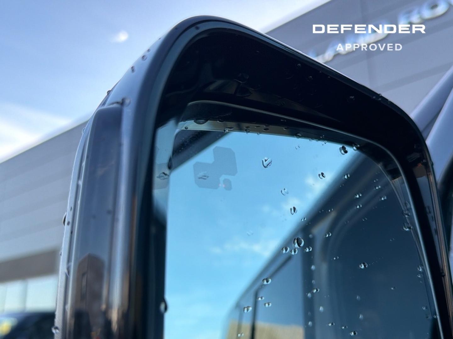 Image LAND-ROVER Defender 110 3.0 D250 Hard Top S