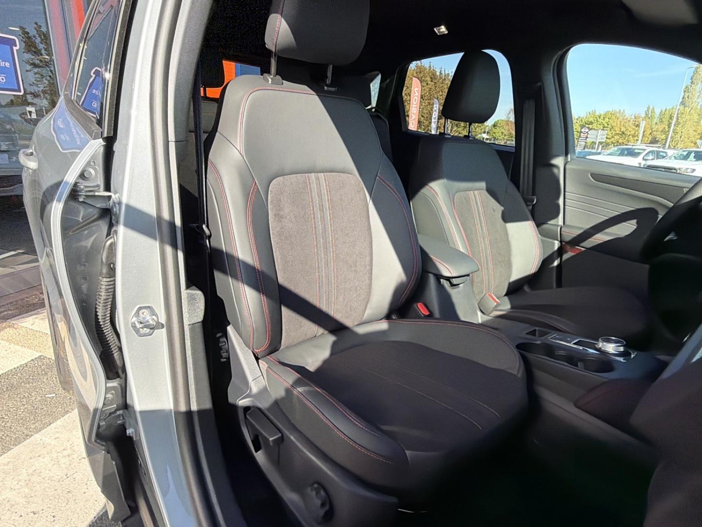 Image FORD Kuga 2.5 Duratec 180ch Hybrid FlexiFuel ST-Line X Powershift
