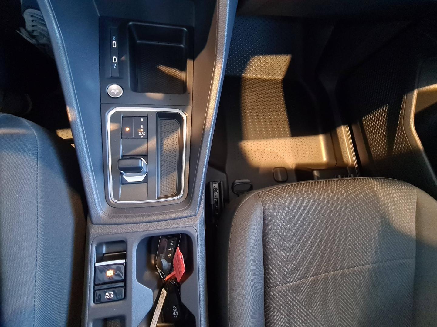 Image FORD Transit Connect L2 1.5 EcoBoost 150ch PHEV Flexcab Trend BVA6