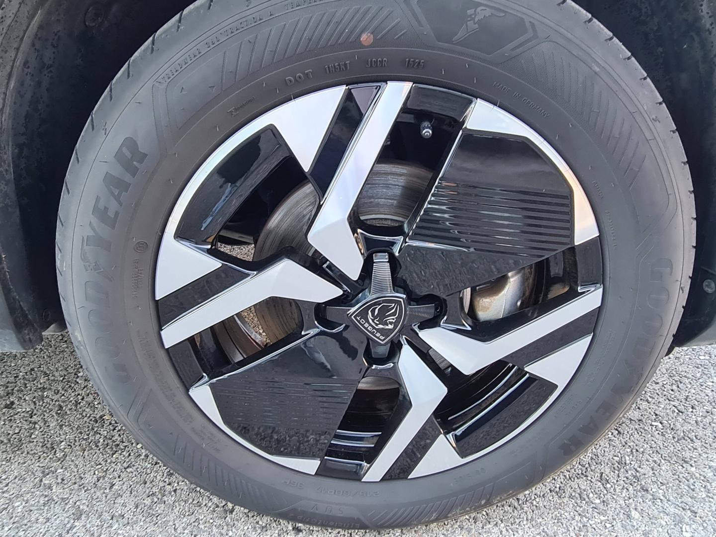 Image PEUGEOT 2008 1.2 Hybrid 136ch Allure e-DCS6