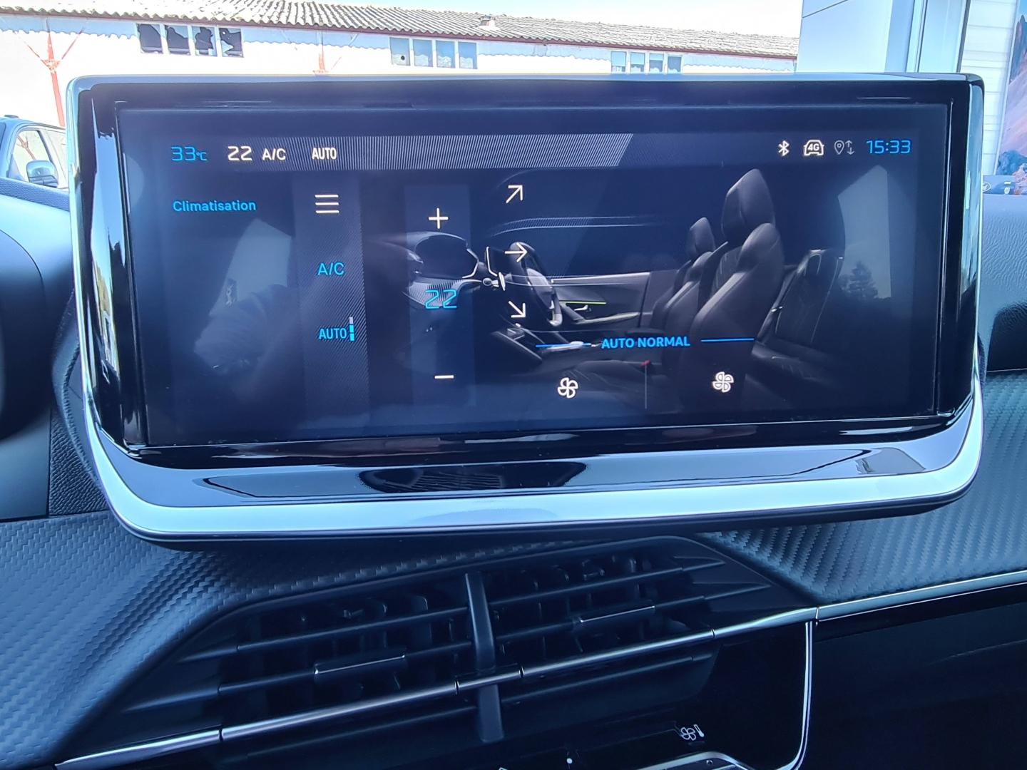Image PEUGEOT 2008 1.2 Hybrid 136ch Allure e-DCS6