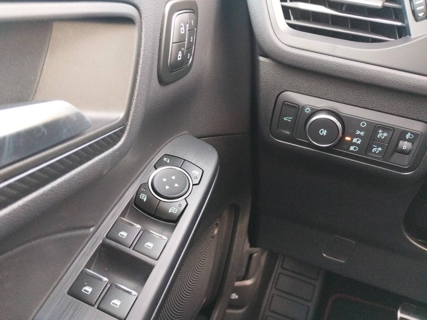 Image FORD Kuga 2.5 Duratec 180ch Hybrid FlexiFuel ST-Line X Powershift