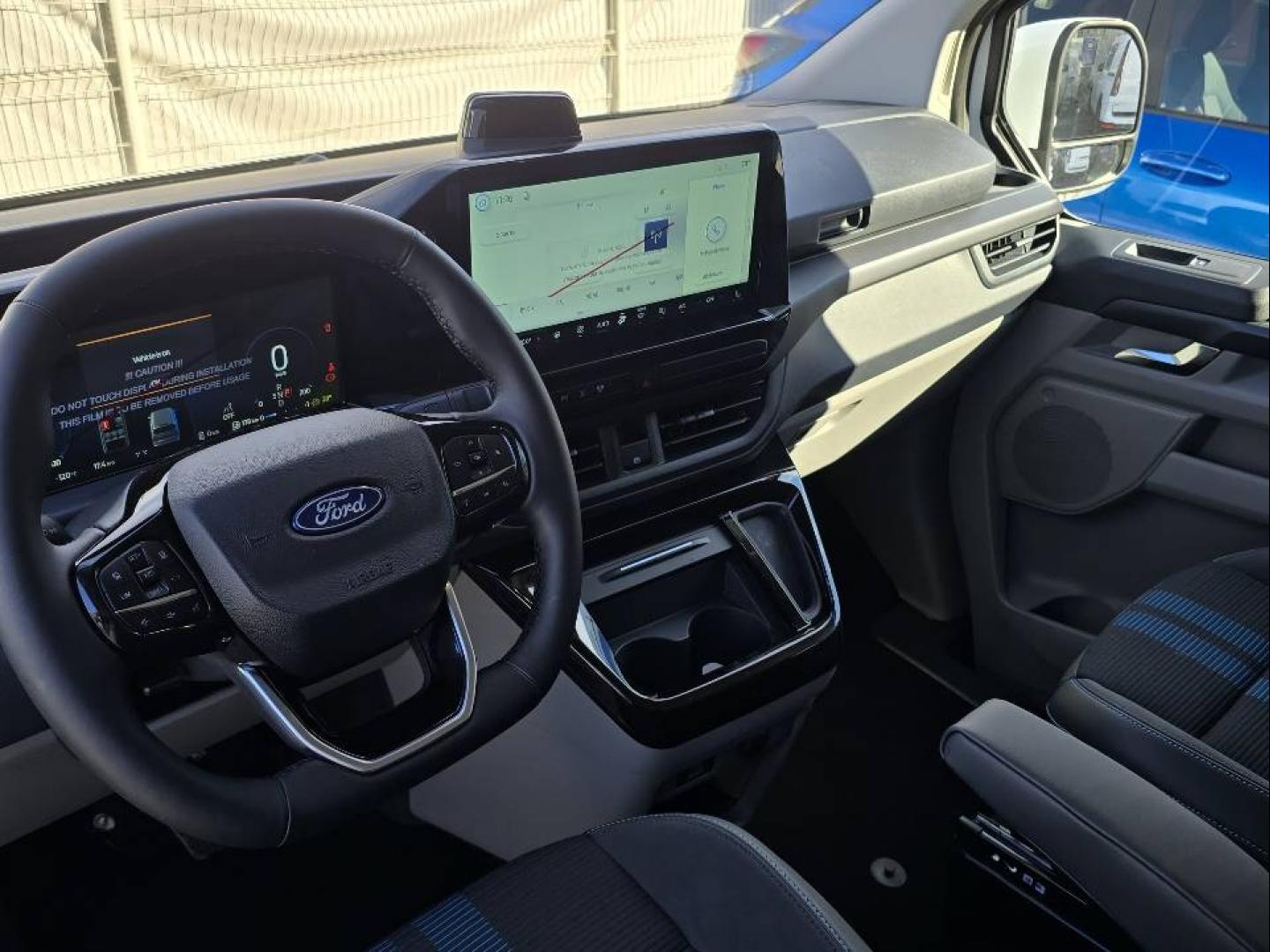 Image FORD Transit Custom Fg 320 L1H1 2.5 Duratec 232ch Hybride rechargeable Sport CVT