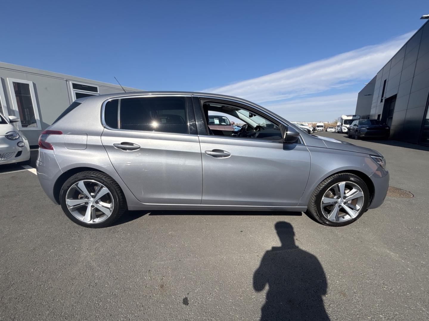Image PEUGEOT 308 1.5 BlueHDi 130ch S&S Allure