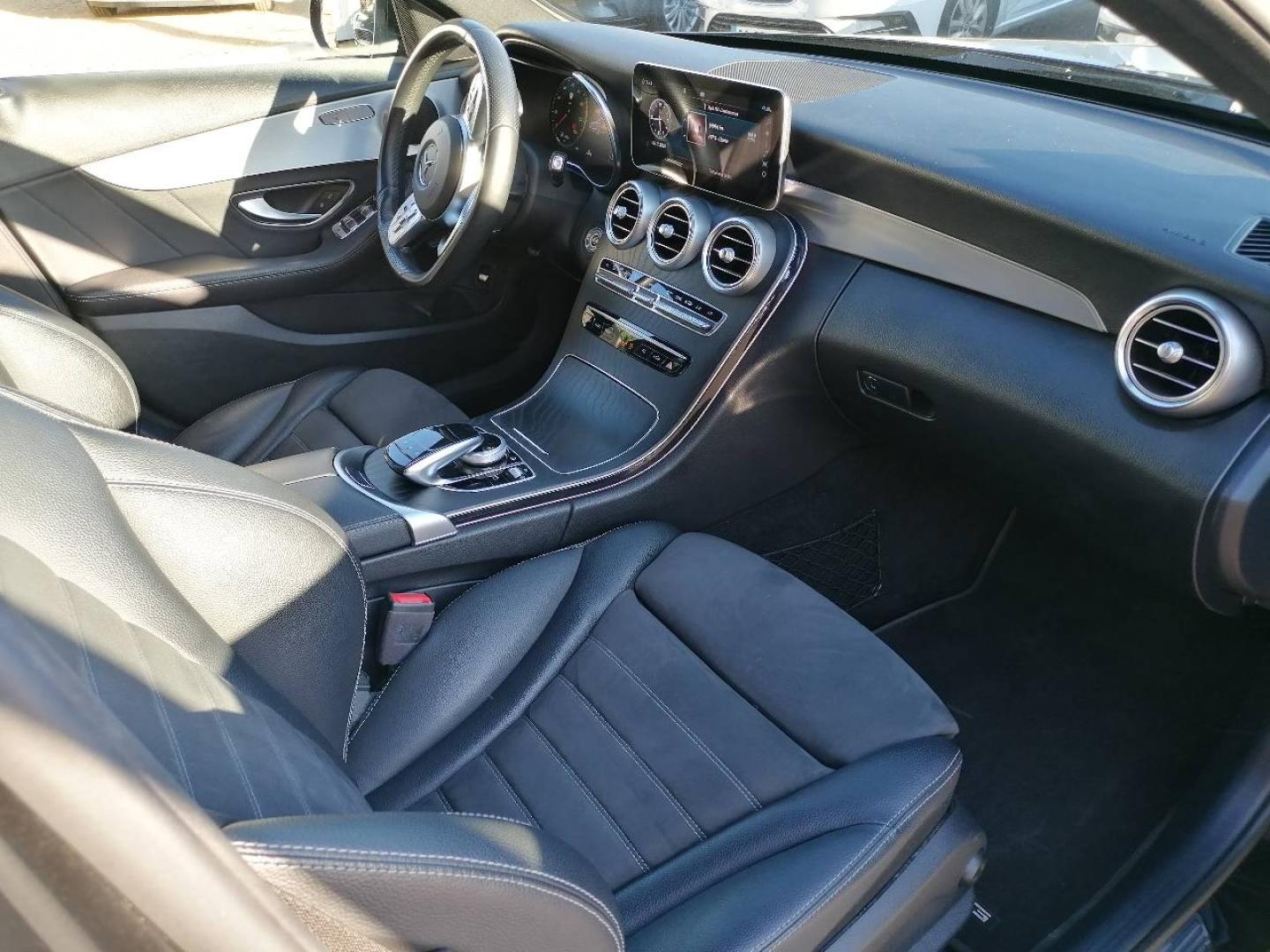 Image MERCEDES-BENZ Classe C 200 d 160ch AMG Line 9G-Tronic