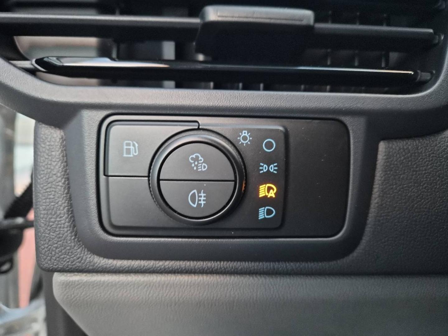 Image FORD Transit Custom Fg 320 L1H1 2.5 Duratec 232ch Hybride recheargeable Cabine Approfondie Sport CVT