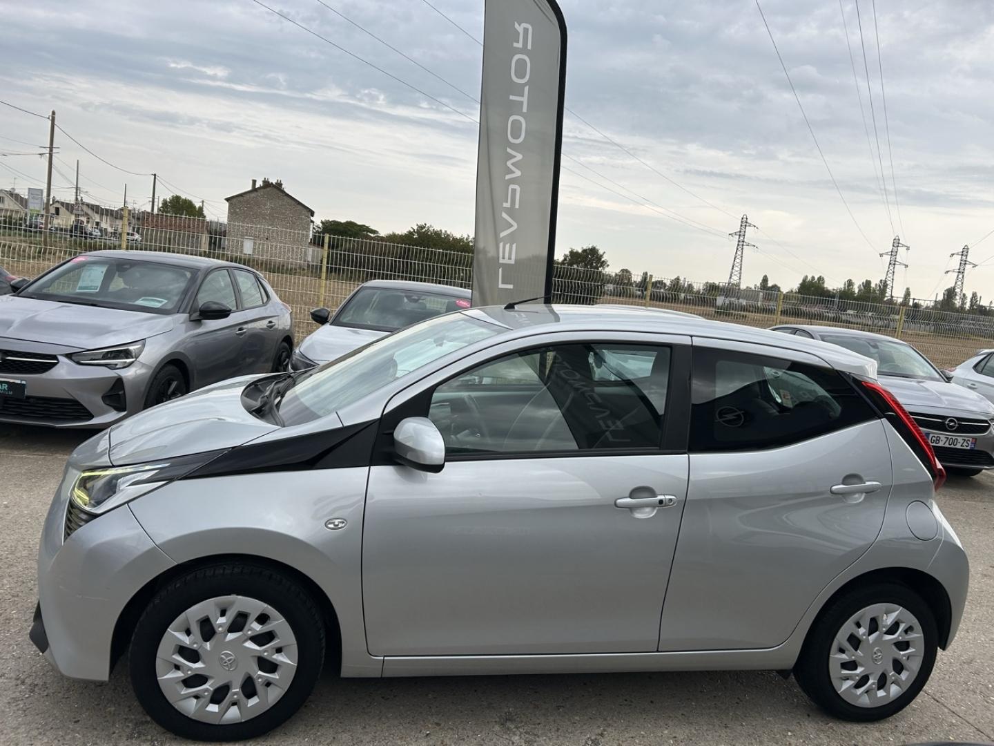 Image TOYOTA Aygo 1.0 VVT-i 72ch x-play 5p MY20