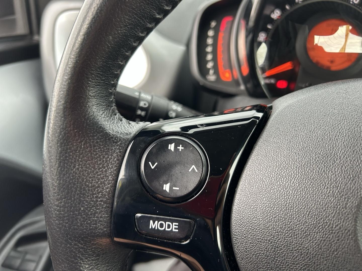 Image TOYOTA Aygo 1.0 VVT-i 72ch x-play 5p MY20