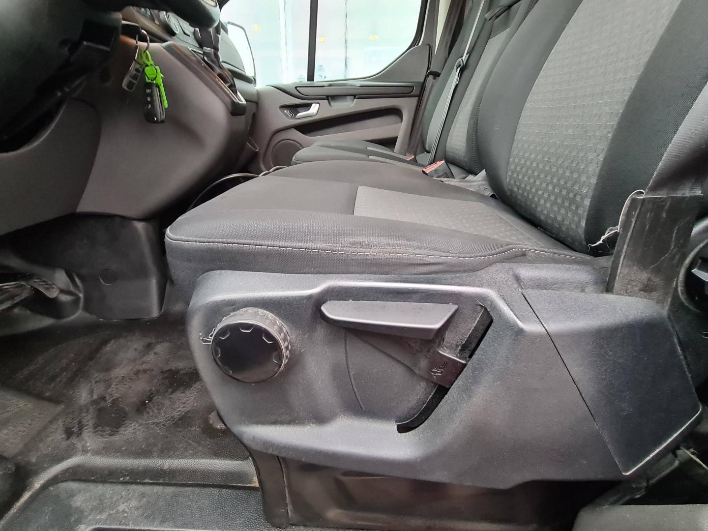 Image FORD Transit Custom Fg 340 L1H1 1.0 EcoBoost 120 pHEV Trend Business