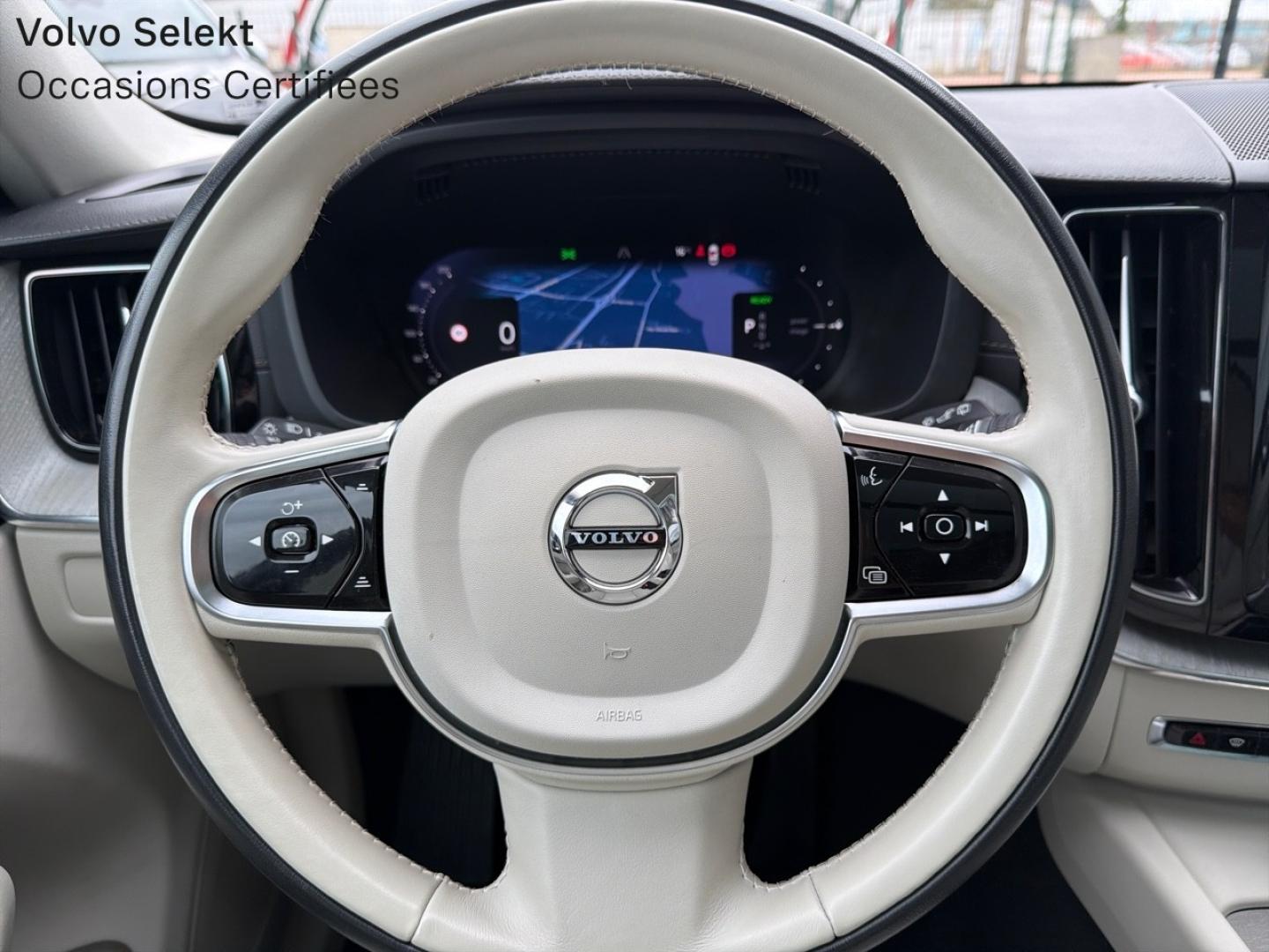 Image VOLVO XC60 T6 AWD 253 + 145ch Utimate Style Dark Geartronic