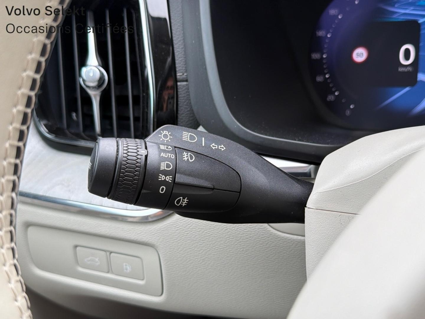 Image VOLVO XC60 T6 AWD 253 + 145ch Utimate Style Dark Geartronic
