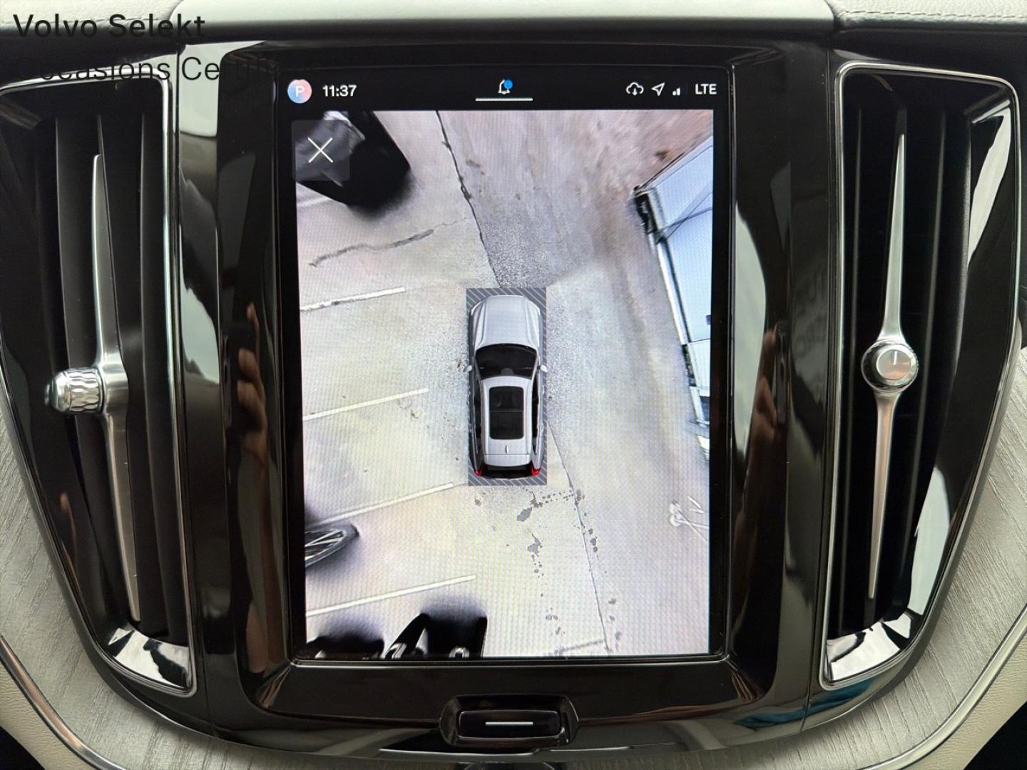 Image VOLVO XC60 T6 AWD 253 + 145ch Utimate Style Dark Geartronic