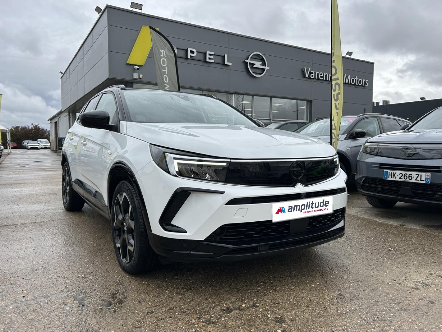 Photo OPEL Grandland 1.2 Turbo Hybrid 136ch GS e-DCT6