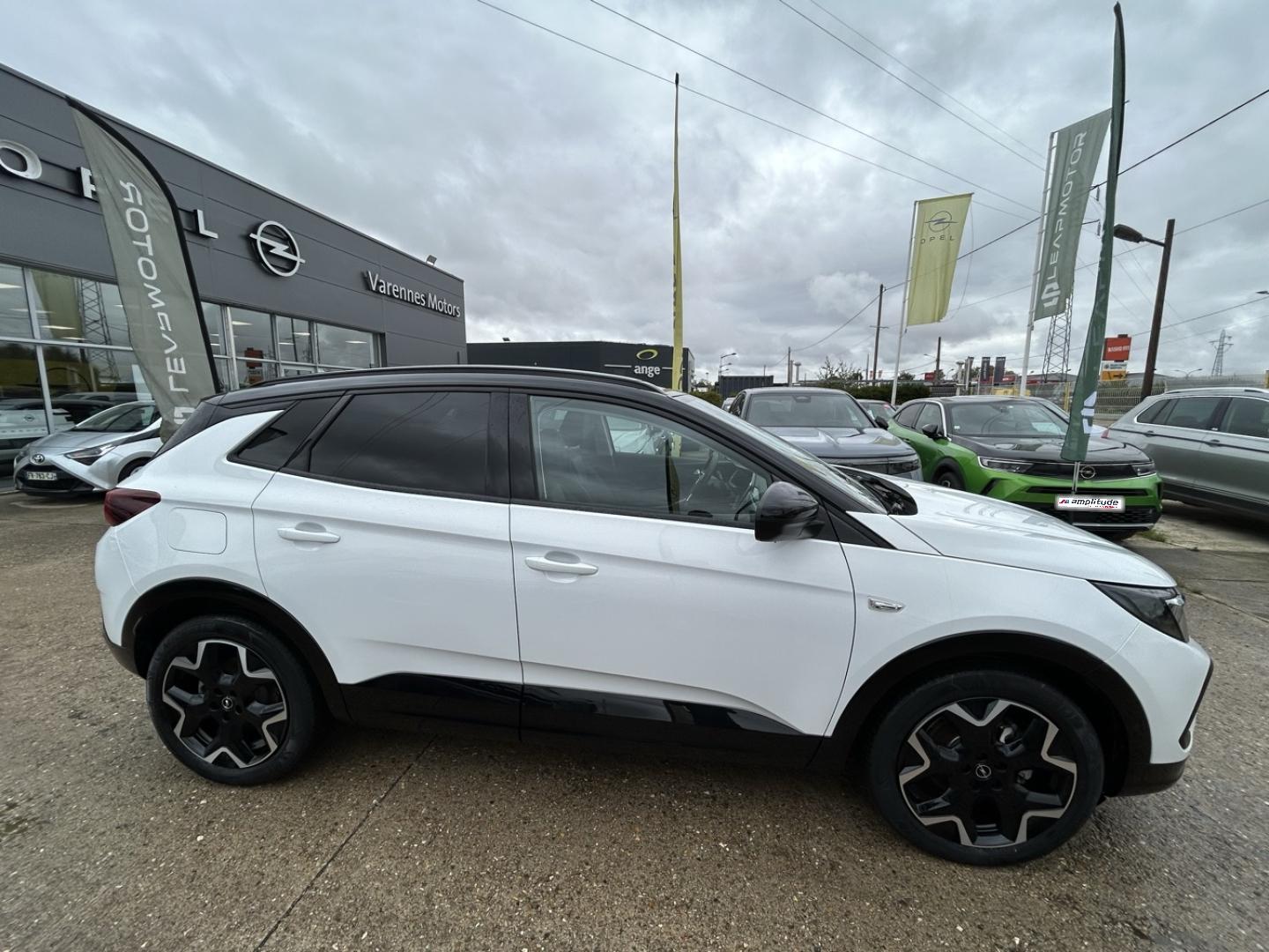 Image OPEL Grandland 1.2 Turbo Hybrid 136ch GS e-DCT6