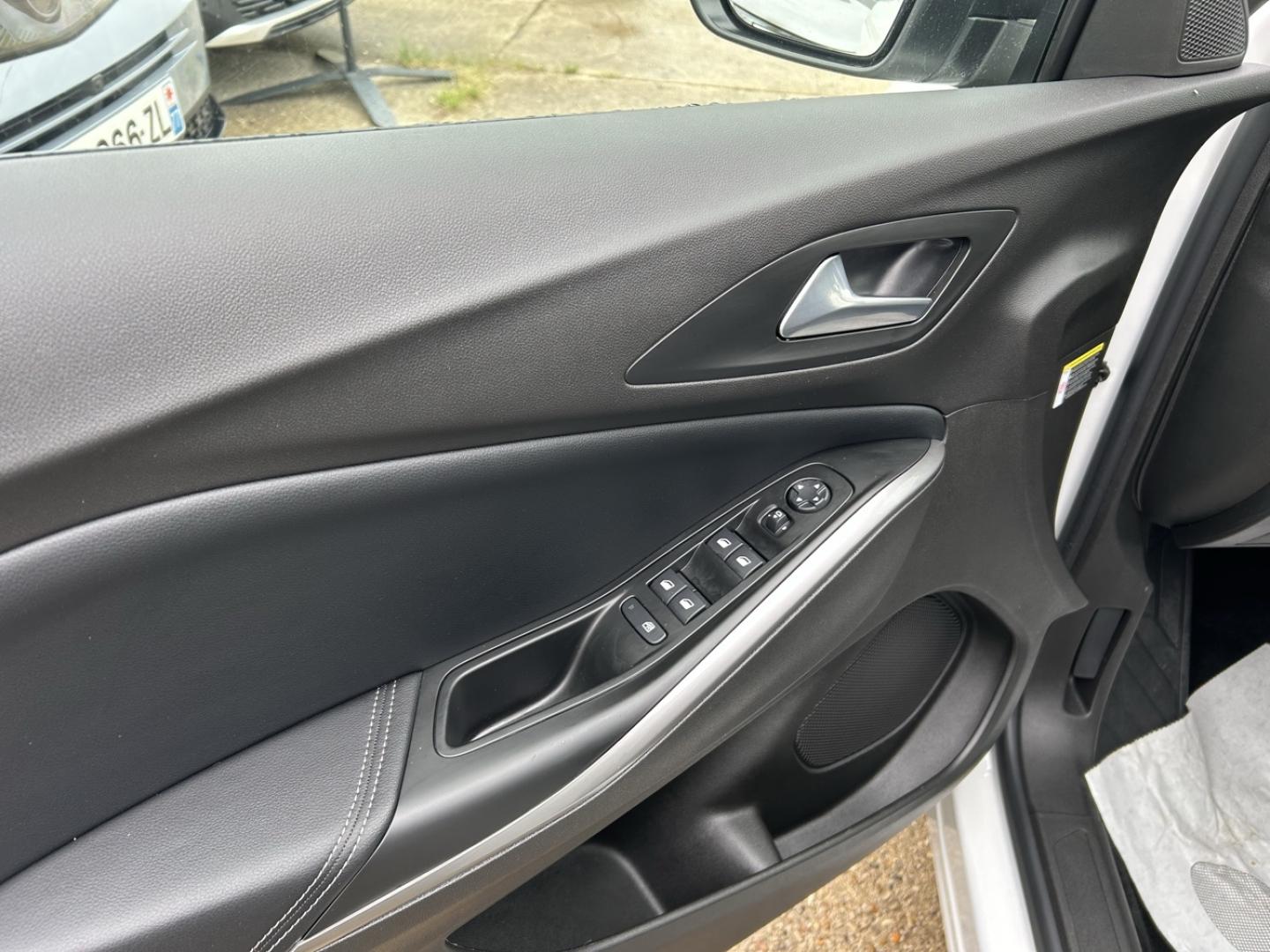 Image OPEL Grandland 1.2 Turbo Hybrid 136ch GS e-DCT6