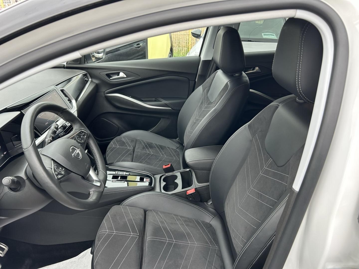 Image OPEL Grandland 1.2 Turbo Hybrid 136ch GS e-DCT6