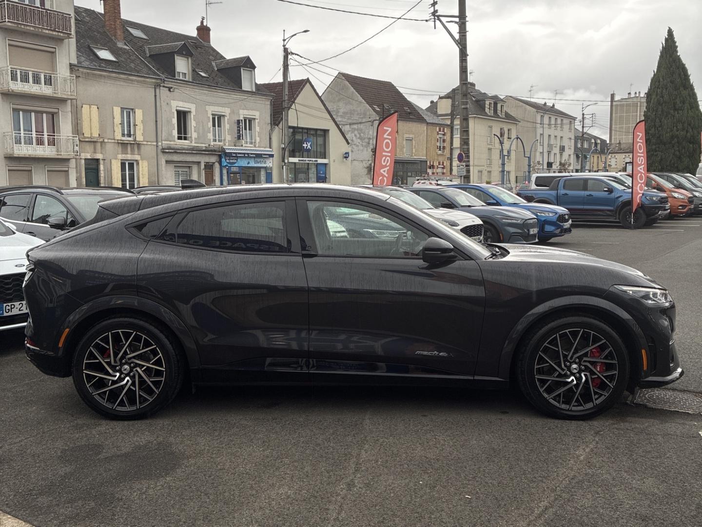 Image FORD Mustang Mach-E 487ch Extended Range 99kWh AWD GT