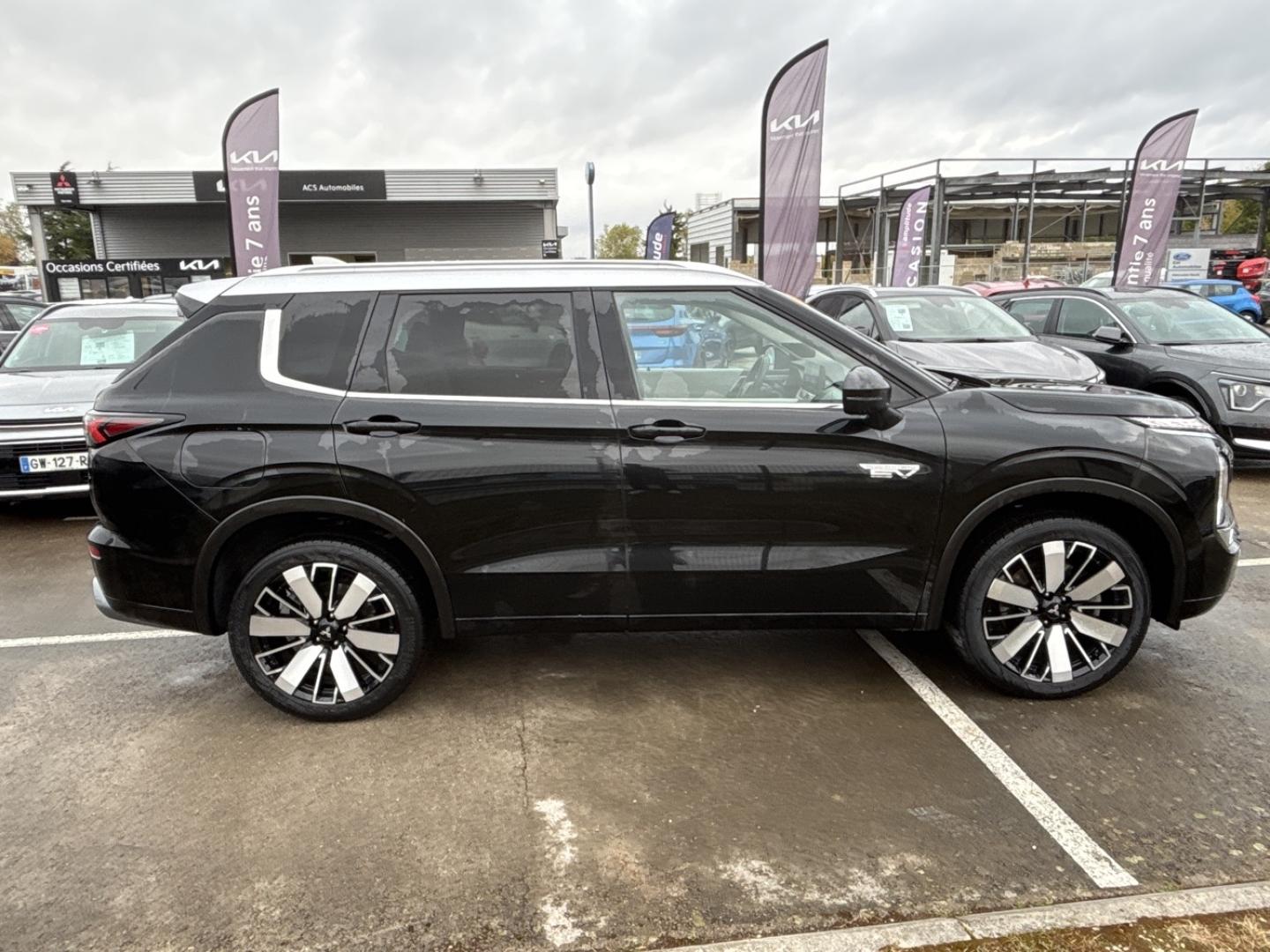 Image MITSUBISHI Outlander 2.4 PHEV 306ch Instyle 4WD