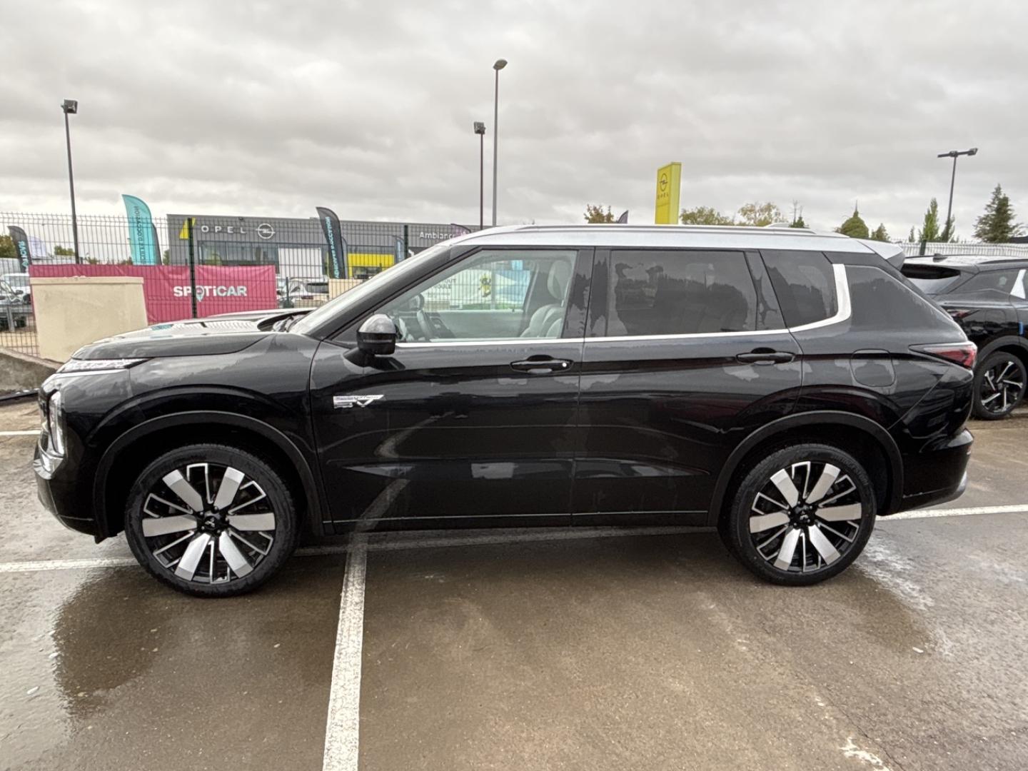 Image MITSUBISHI Outlander 2.4 PHEV 306ch Instyle 4WD