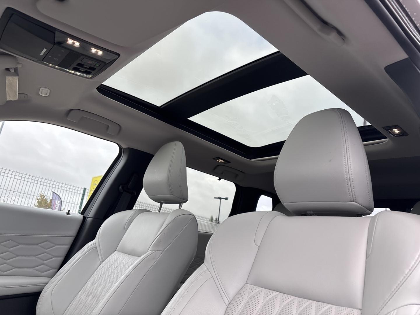 Image MITSUBISHI Outlander 2.4 PHEV 306ch Instyle 4WD