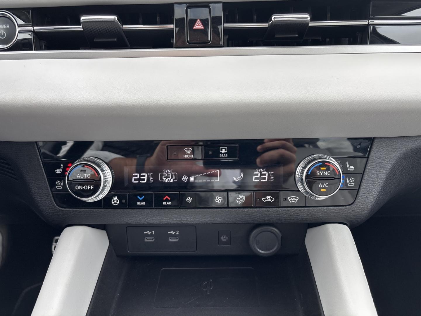 Image MITSUBISHI Outlander 2.4 PHEV 306ch Instyle 4WD