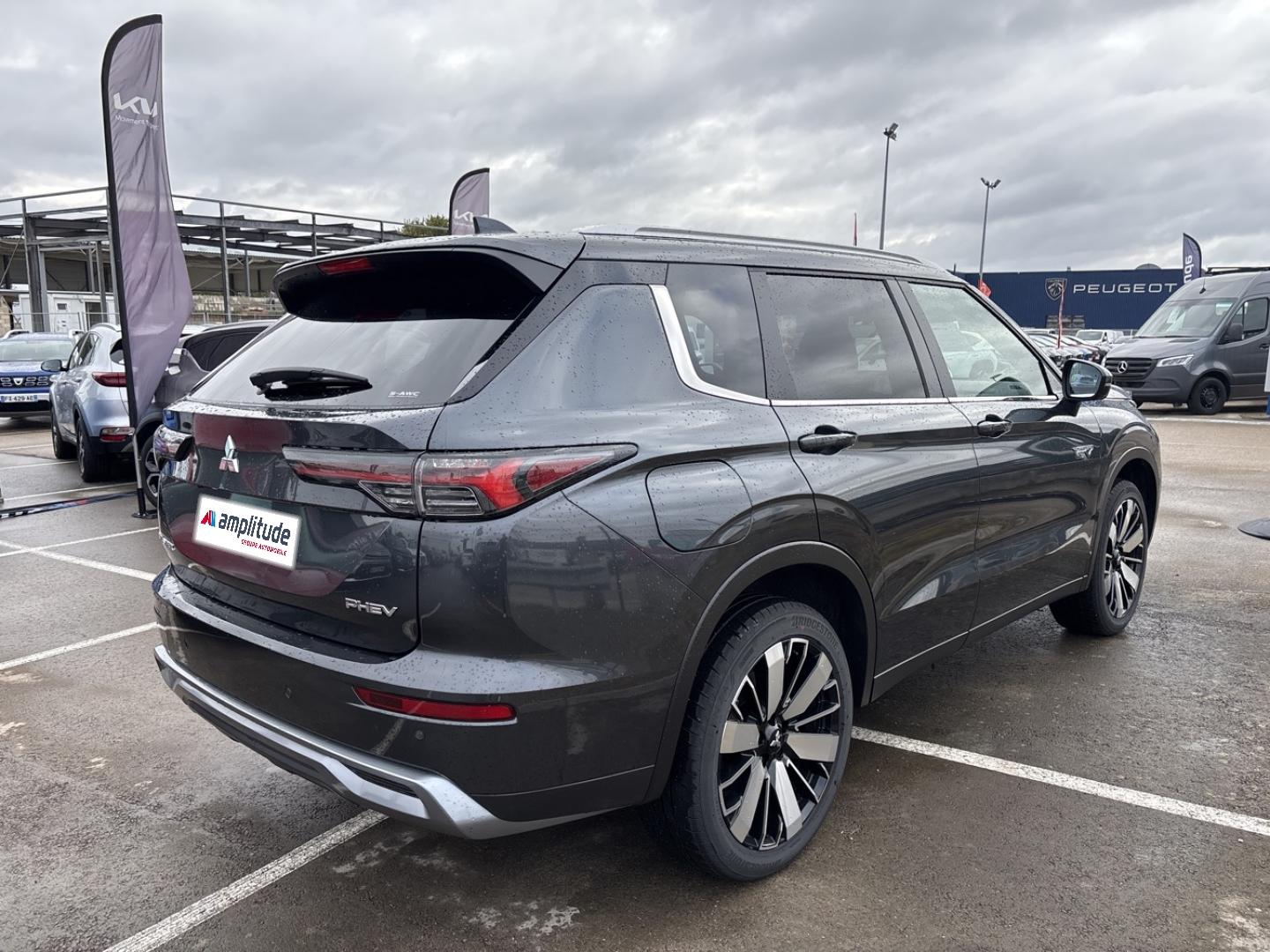 Image MITSUBISHI Outlander 2.4 PHEV 306ch Intense 4WD