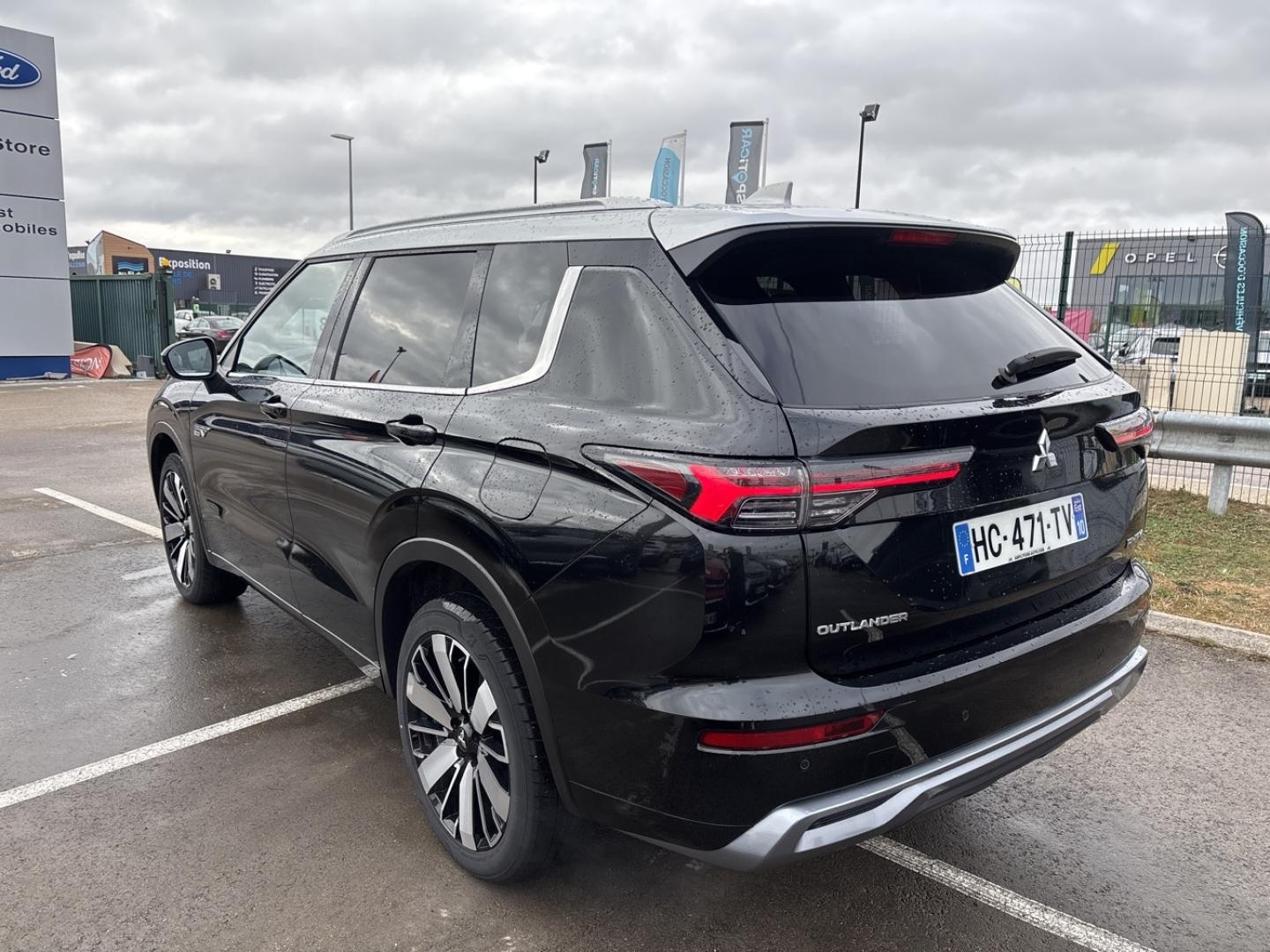Image MITSUBISHI Outlander 2.4 PHEV 306ch Instyle 4WD