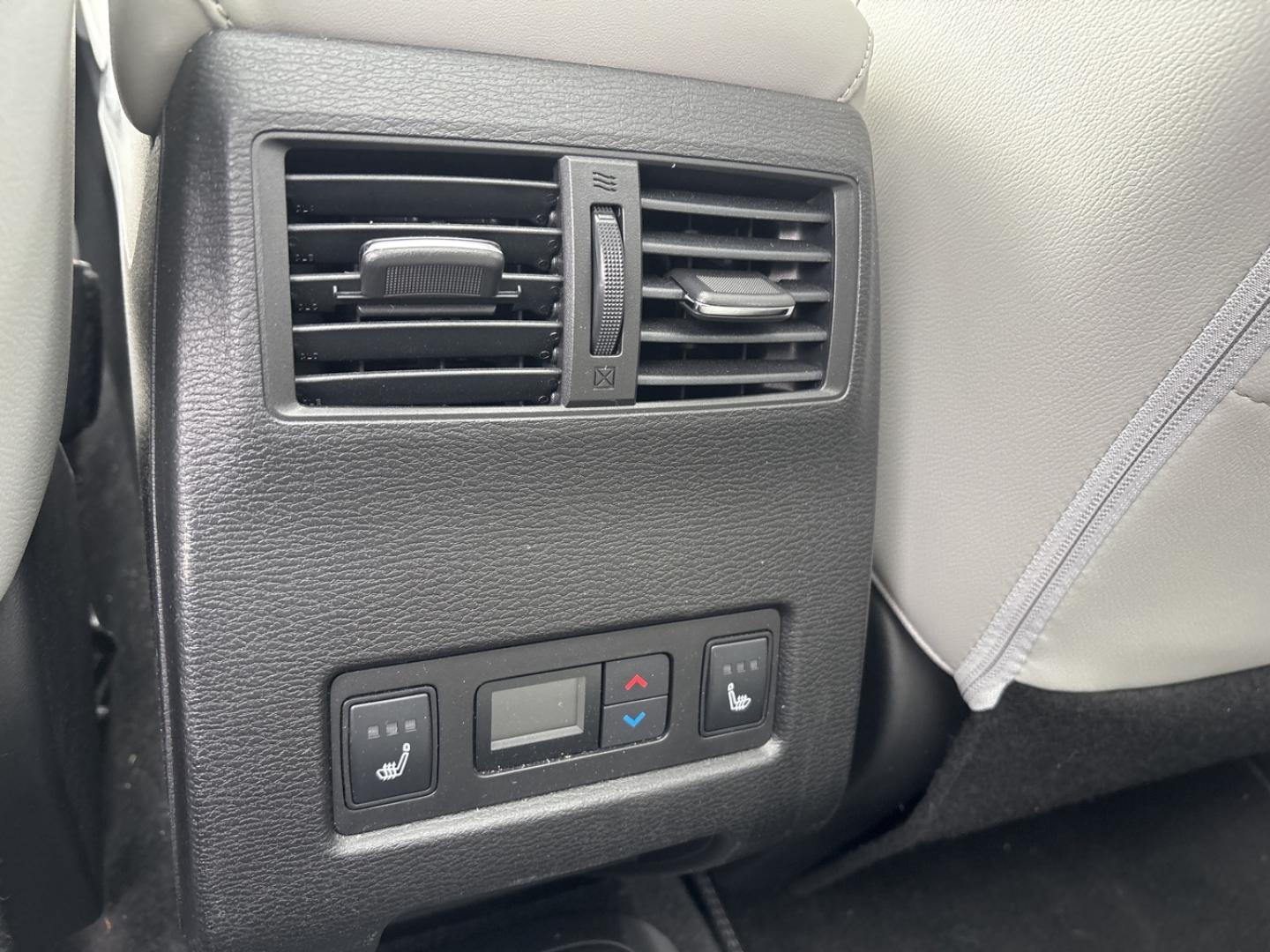 Image MITSUBISHI Outlander 2.4 PHEV 306ch Instyle 4WD