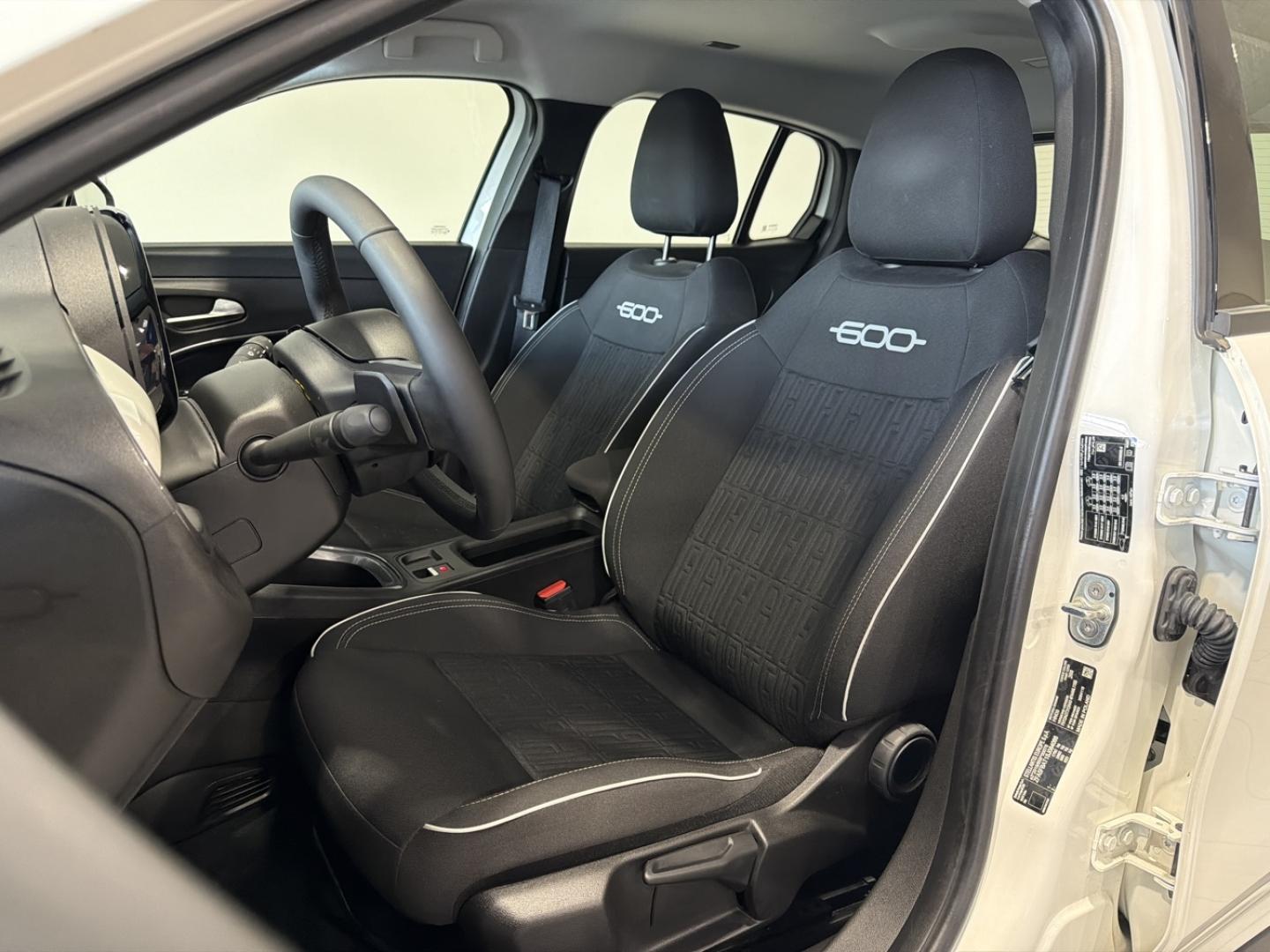 Image FIAT 600 1.2 Hybrid Turbo 110ch Pop eDCT6 Step 2