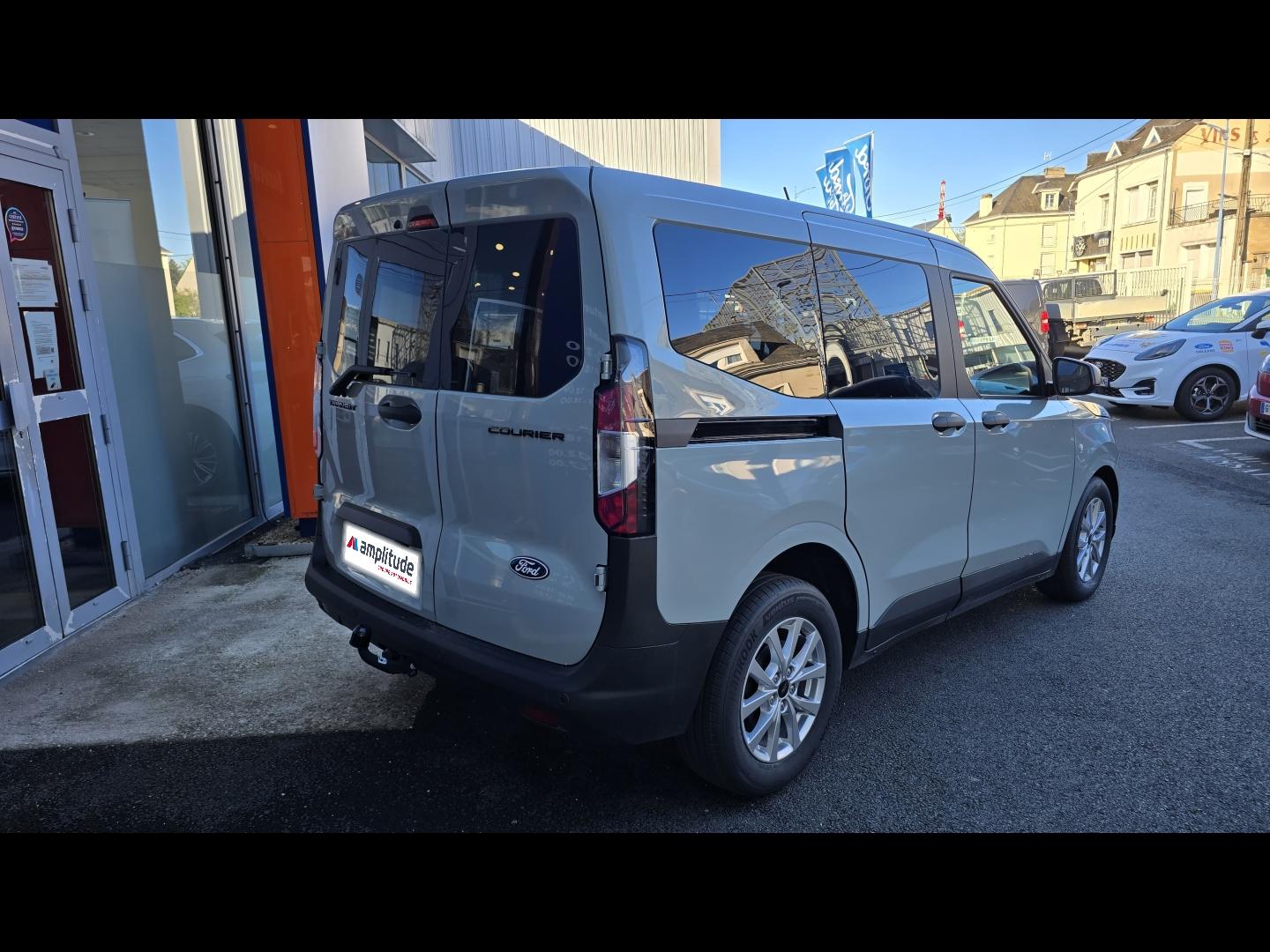 Image FORD Transit Courier 1.0 EcoBoost 125ch Cabine Approfondie Trend DCT7