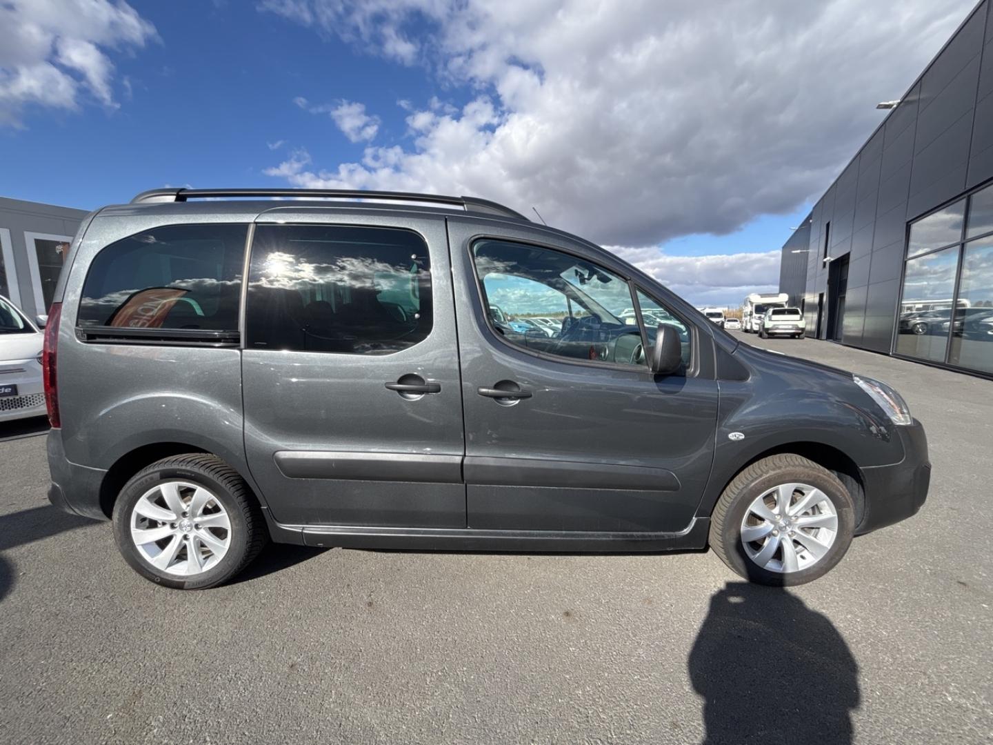 Image PEUGEOT Partner Tepee 1.6 BlueHDi 120ch Outdoor S&S