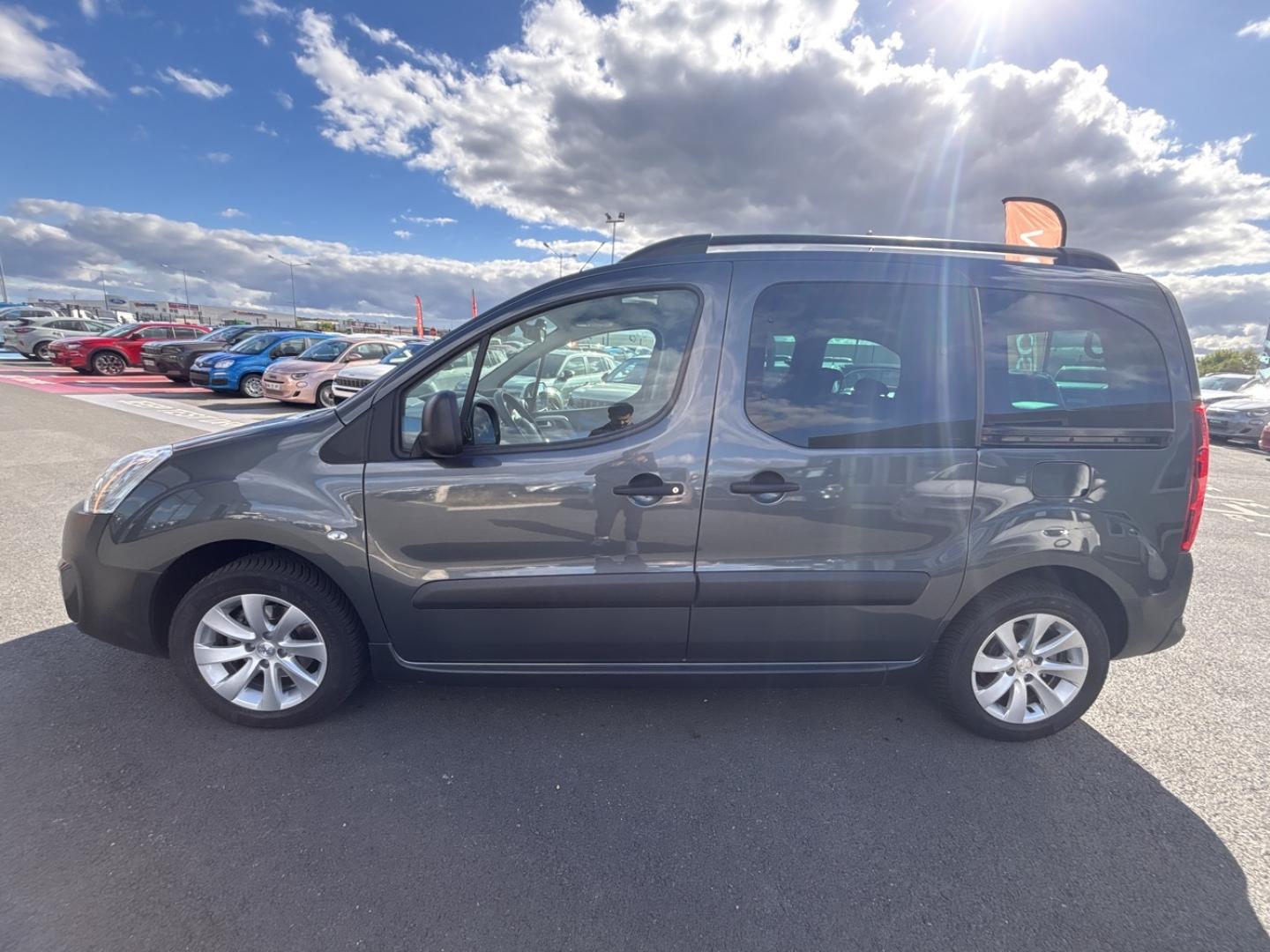 Image PEUGEOT Partner Tepee 1.6 BlueHDi 120ch Outdoor S&S