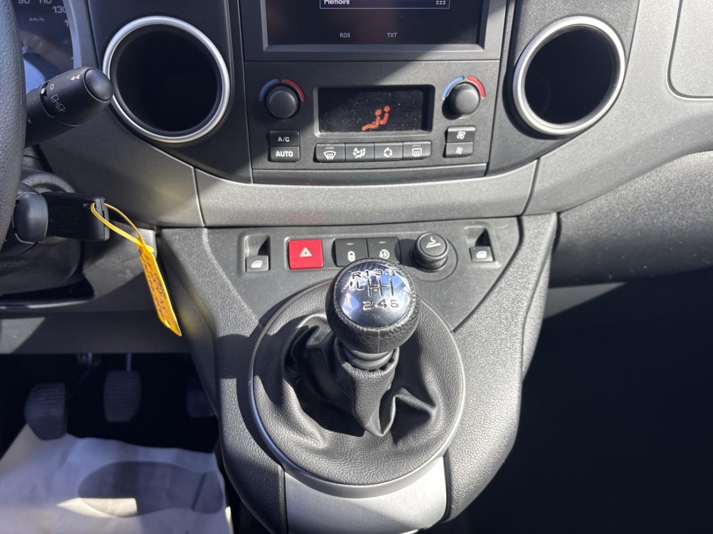 Image PEUGEOT Partner Tepee 1.6 BlueHDi 120ch Outdoor S&S