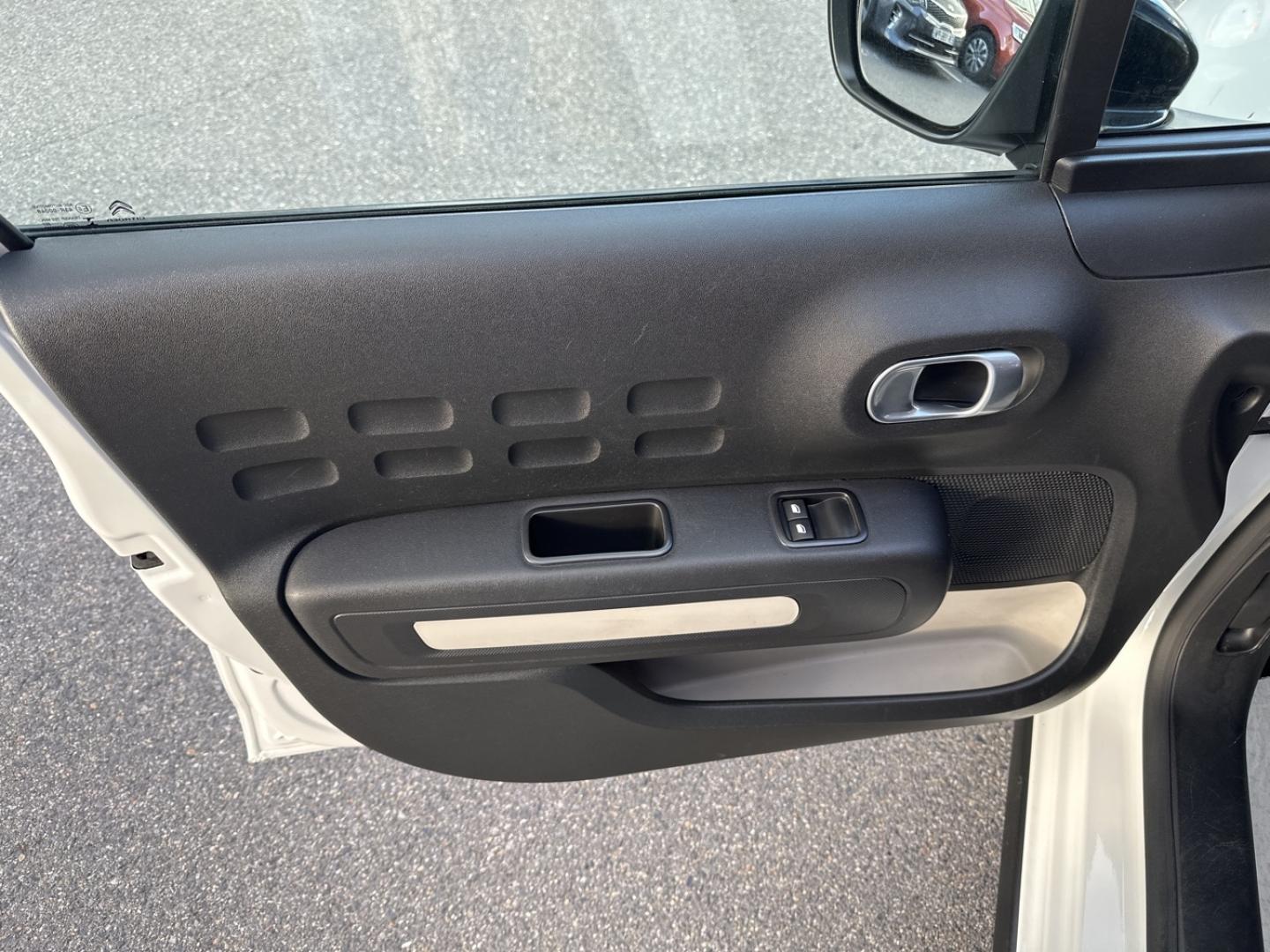 Image CITROEN C3 BlueHDi 100ch Graphic S&S E6.d-TEMP BVM5