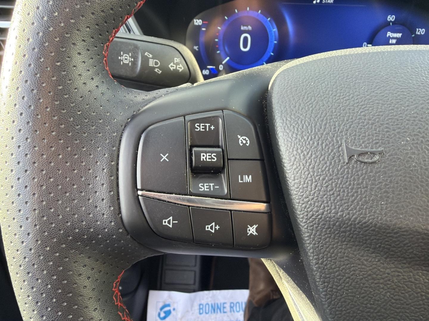 Image FORD Kuga 2.5 Duratec 190ch FHEV E85 ST-Line BVA