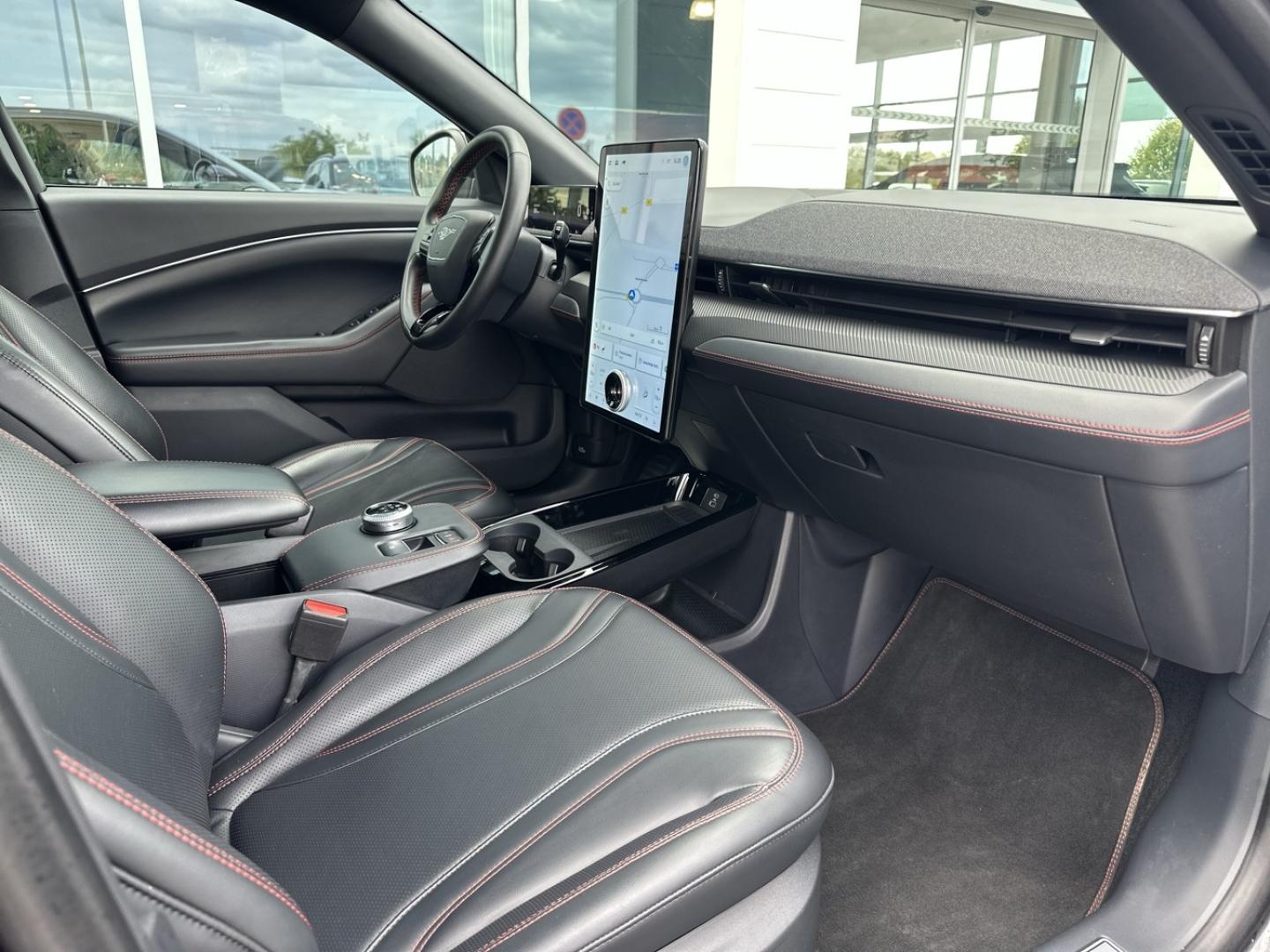 Image FORD Mustang Mach-E 269ch Standard Range 76kWh Premium AWD