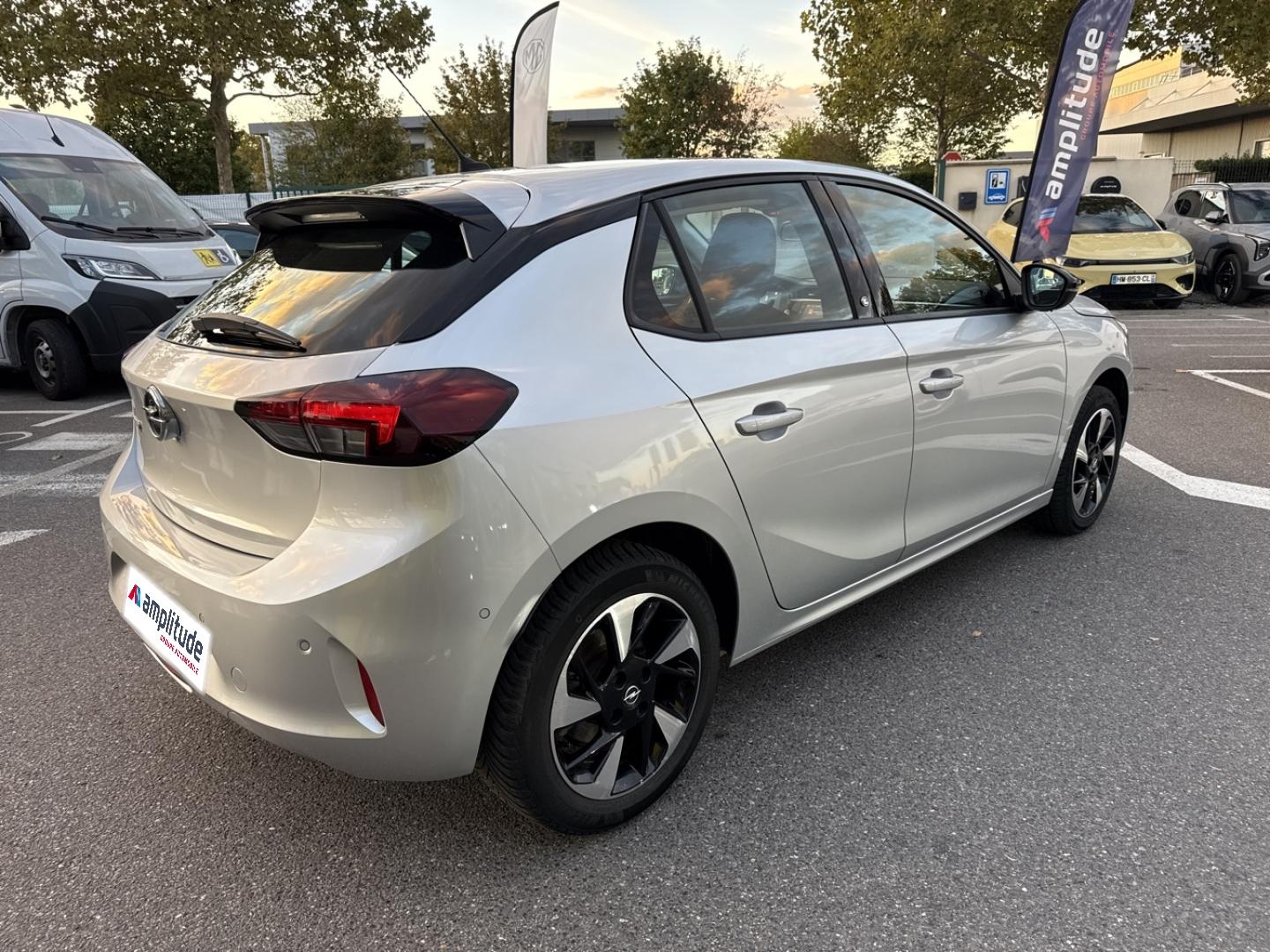 Image OPEL Corsa Corsa-e 136ch Elegance Business