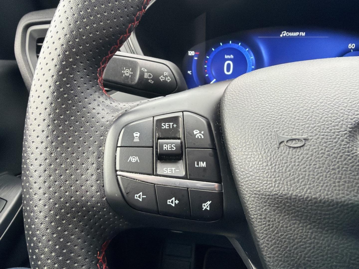 Image FORD Kuga 2.5 Duratec 225 ch PHEV ST-Line BVA