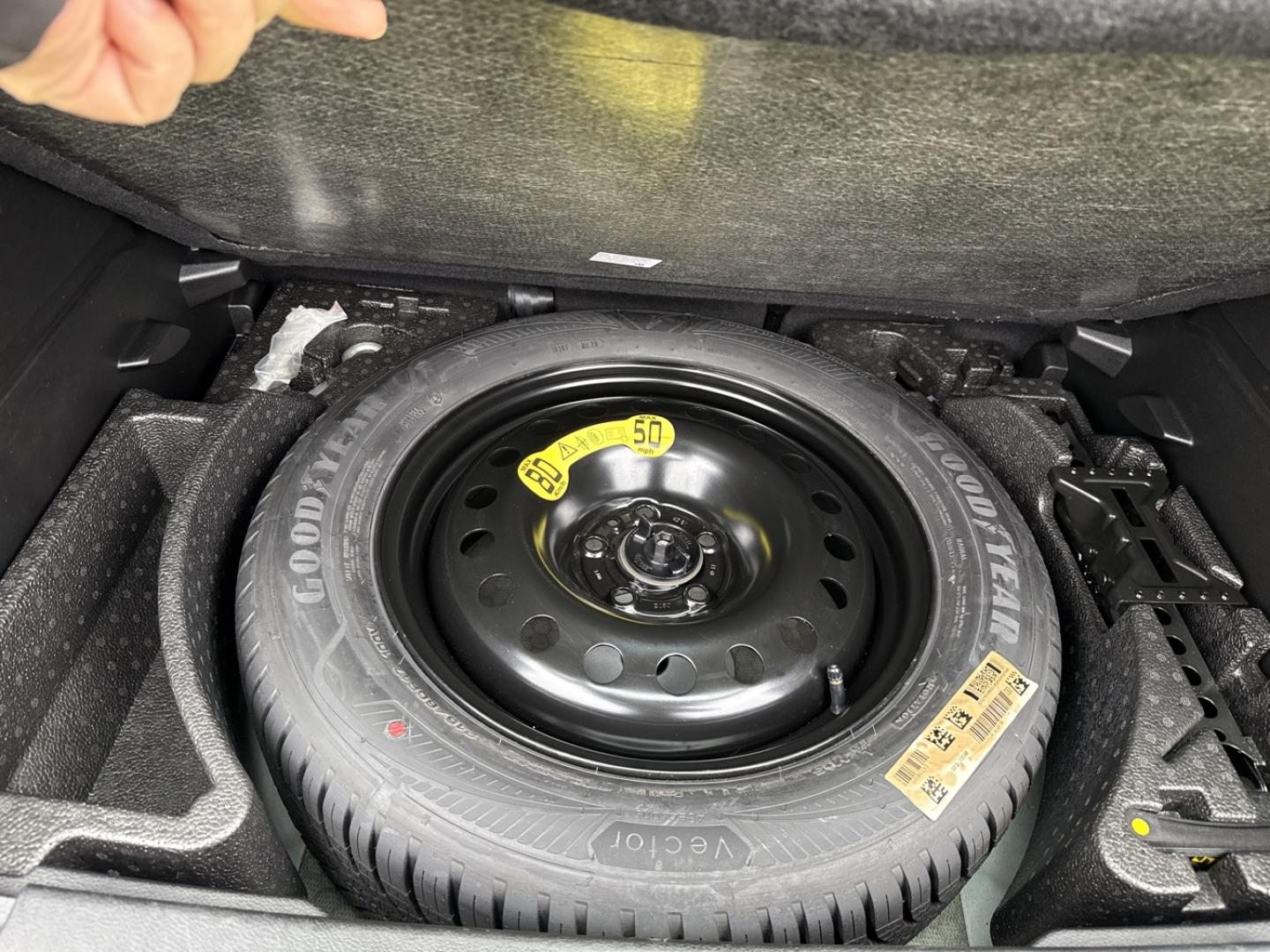 Image JEEP Renegade 1.5 Turbo T4 130ch MHEV Summit BVR7