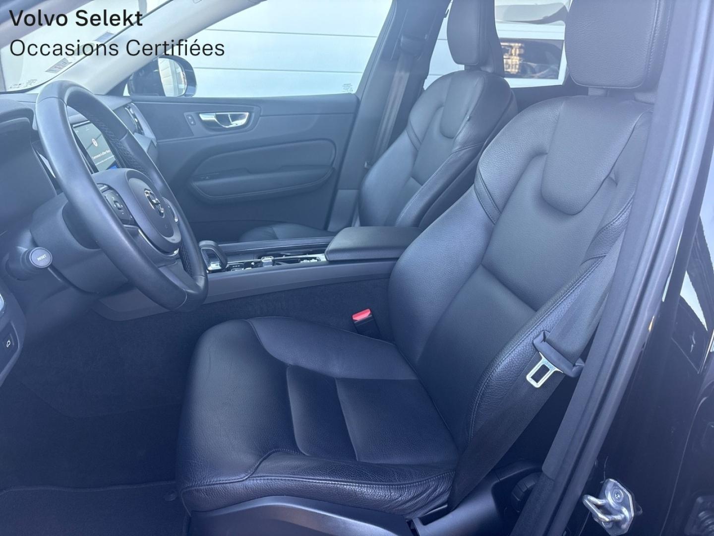 Image VOLVO XC60 B4 AdBlue 197ch Momentum Business Geartronic