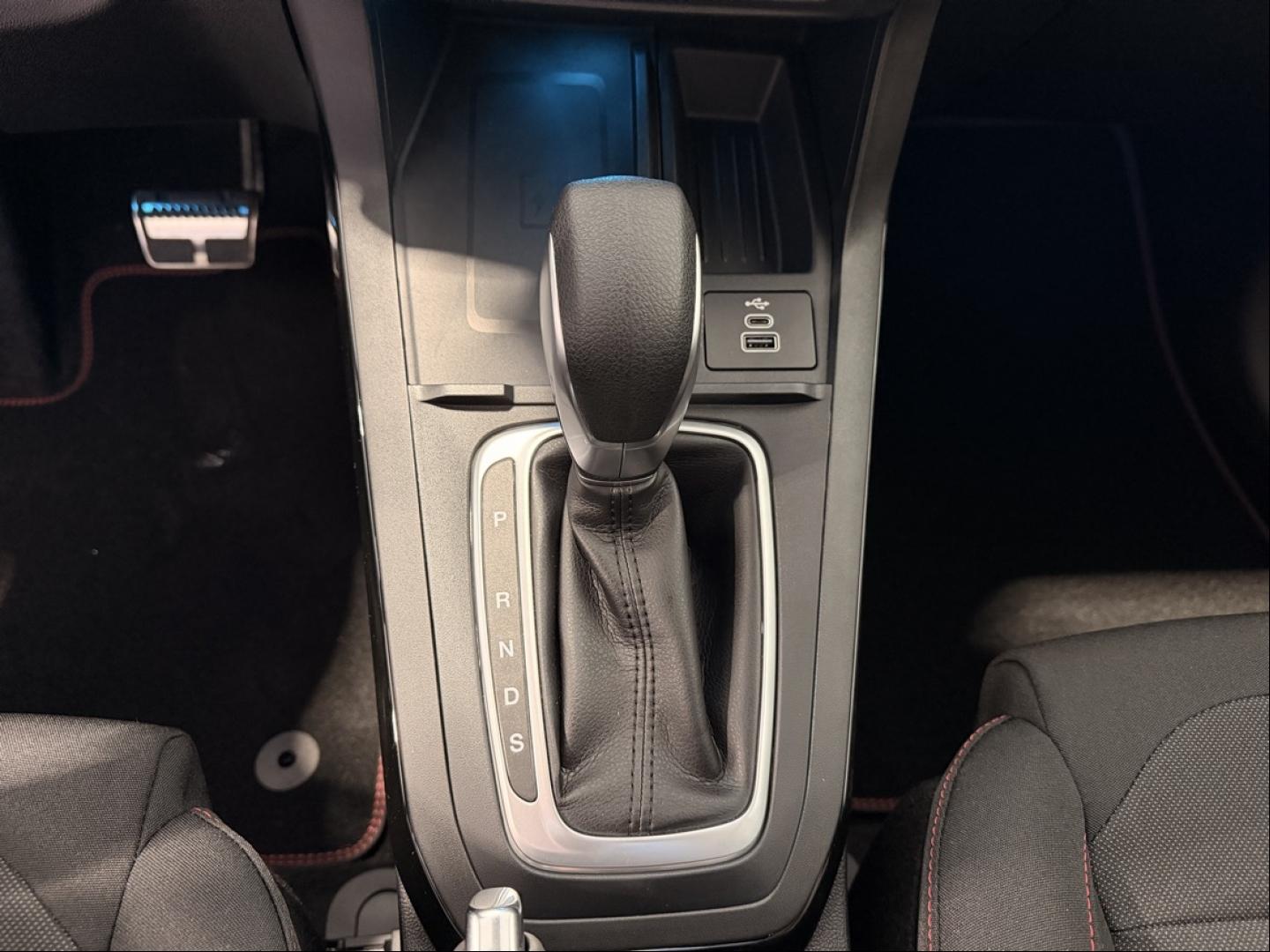 Image FORD Puma 1.0 EcoBoost Hybrid 125ch ST-Line S&S Powershift