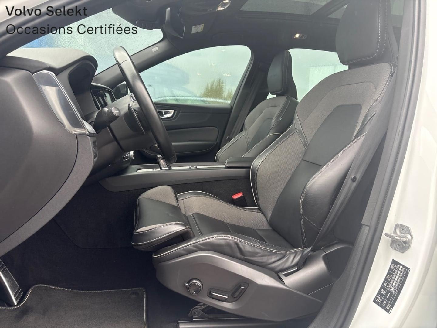 Image VOLVO XC60 T8 AWD Recharge 303 + 87ch R-Design Geartronic