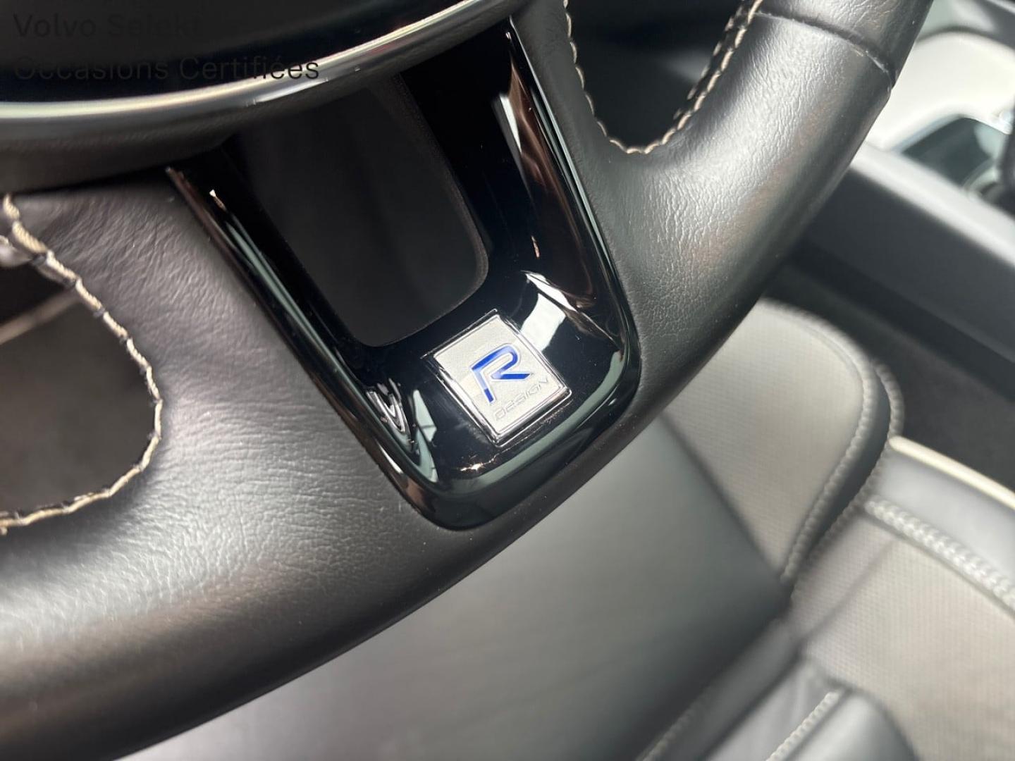 Image VOLVO XC60 T8 AWD Recharge 303 + 87ch R-Design Geartronic